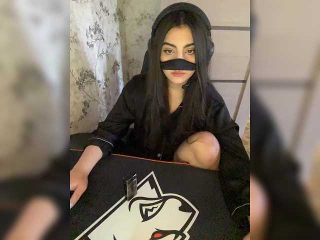 aloeloea's BongaCams show and profile