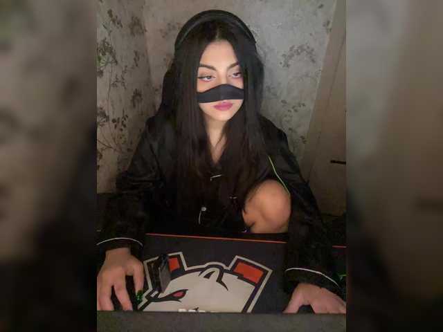 aloeloea's BongaCams show and profile