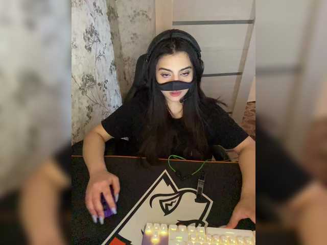 aloeloea's BongaCams show and profile