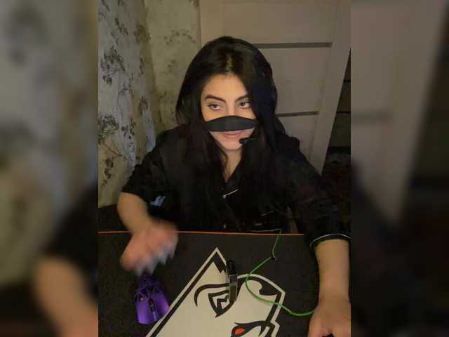 aloeloea's BongaCams show and profile