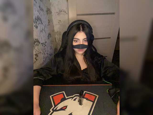 aloeloea's BongaCams show and profile