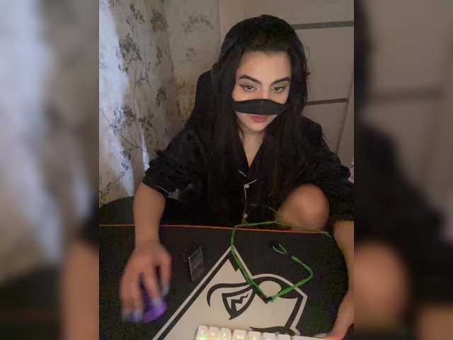 aloeloea's BongaCams show and profile