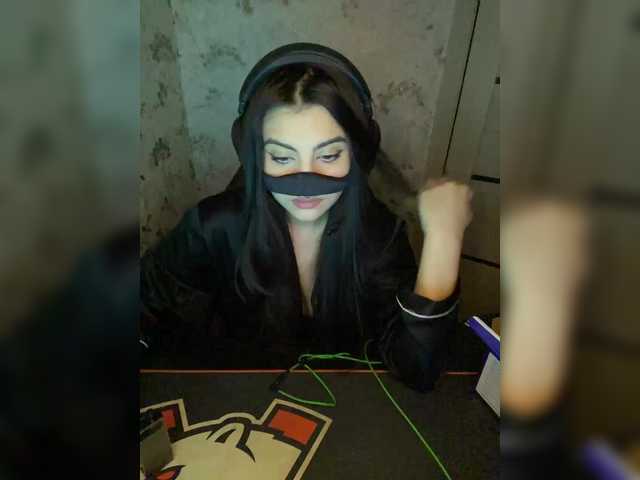 aloeloea's BongaCams show and profile