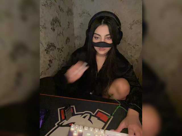 aloeloea's BongaCams show and profile