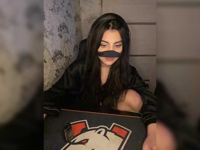 aloeloea live cam profile