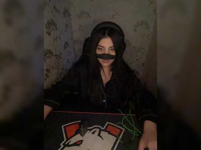 aloeloea's BongaCams show and profile