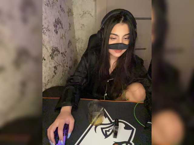 aloeloea's BongaCams show and profile