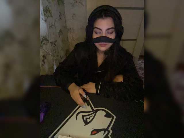 aloeloea's BongaCams show and profile