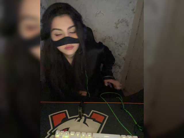 aloeloea's BongaCams show and profile