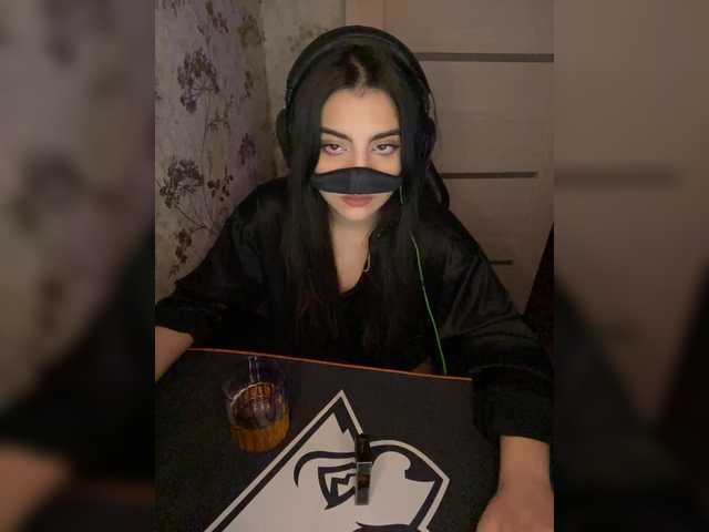 aloeloea live cam profile