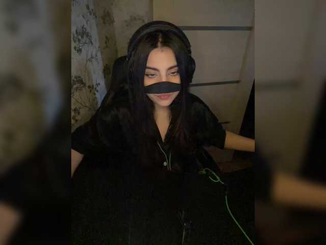 aloeloea's BongaCams show and profile