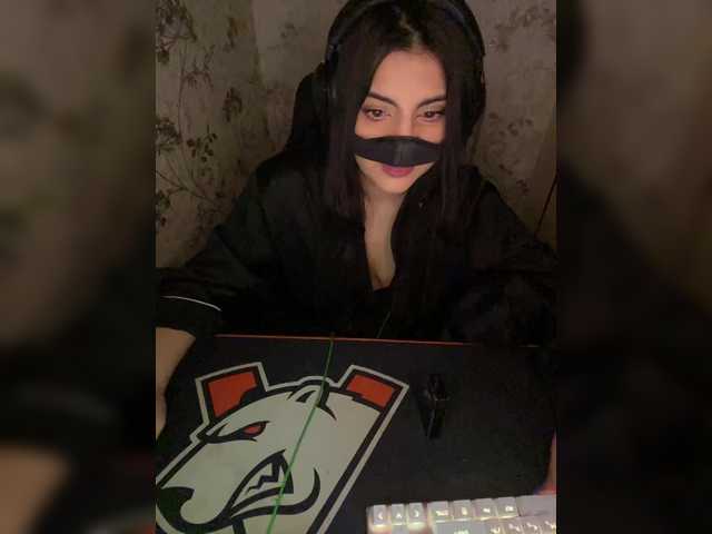 aloeloea from BongaCams