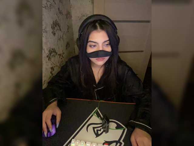 aloeloea's BongaCams show and profile