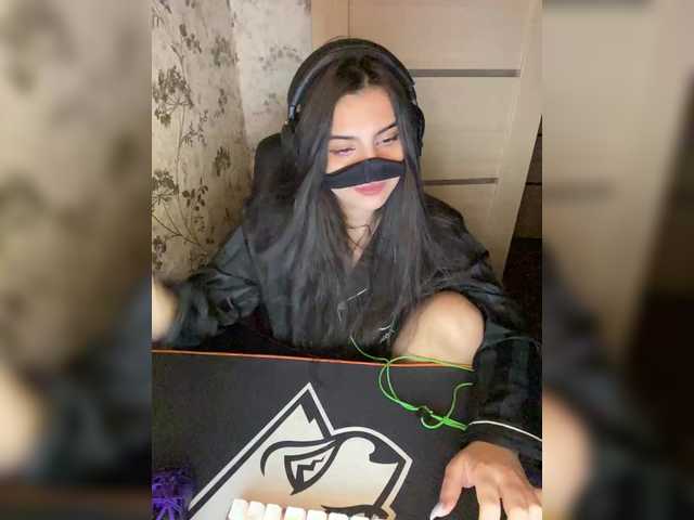 aloeloea's BongaCams show and profile