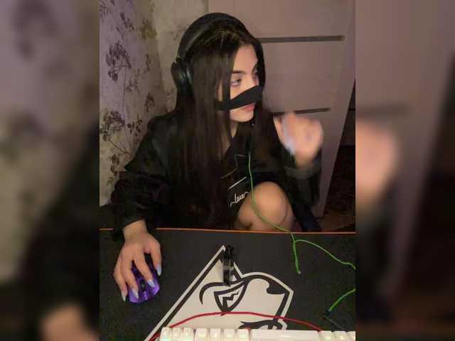 aloeloea's BongaCams show and profile