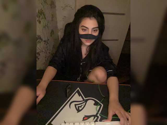 aloeloea's BongaCams show and profile