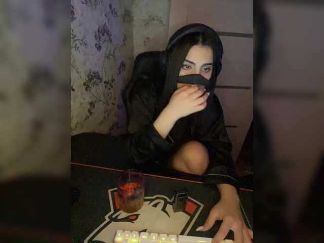 aloeloea's BongaCams show and profile