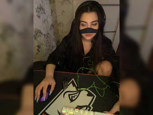 aloeloea's BongaCams show and profile