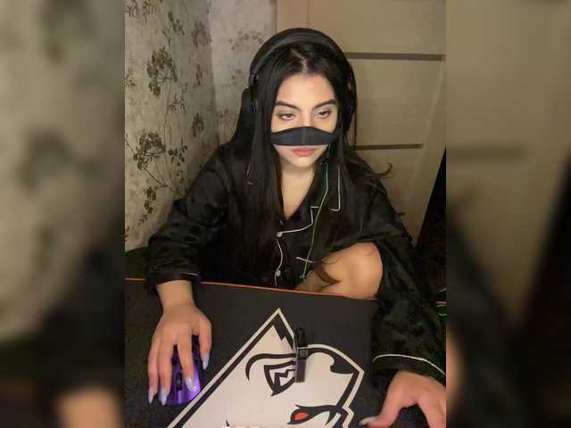 aloeloea's BongaCams show and profile