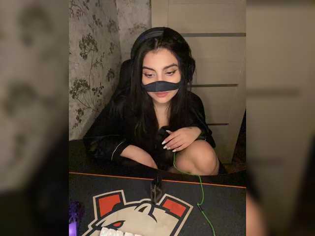 aloeloea's BongaCams show and profile