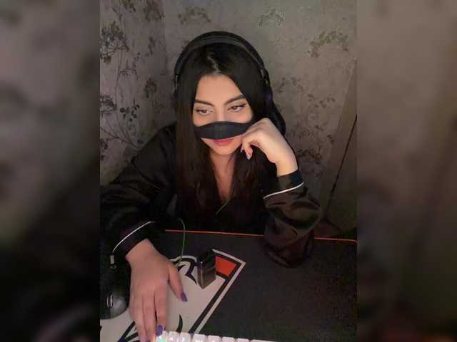 aloeloea from BongaCams