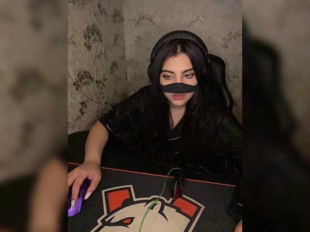 aloeloea's BongaCams show and profile