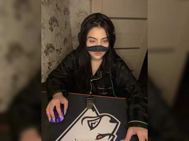 aloeloea's BongaCams show and profile