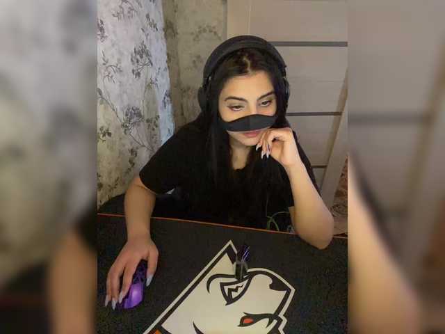 aloeloea's BongaCams show and profile