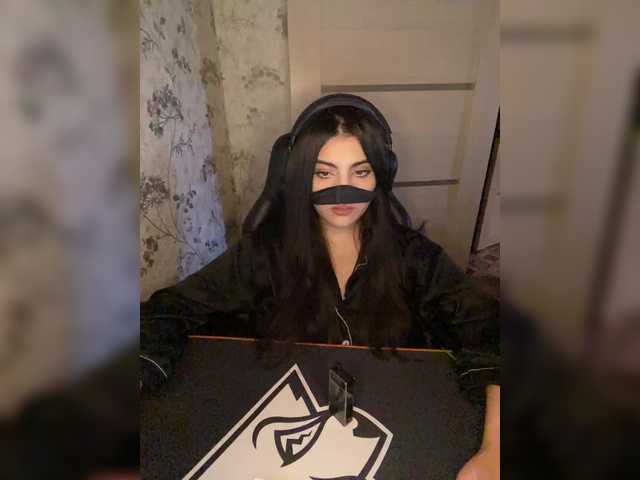 aloeloea's BongaCams show and profile