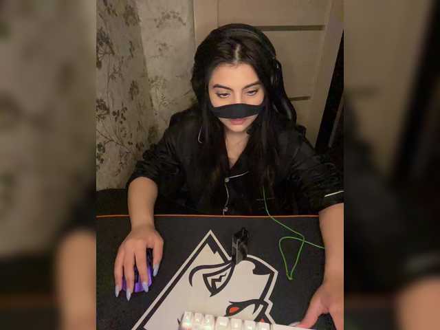 aloeloea's BongaCams show and profile