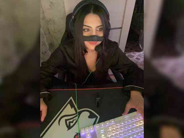 aloeloea Live Webcam on BongaCams