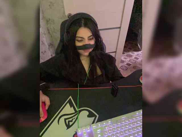 aloeloea Live Webcam on BongaCams