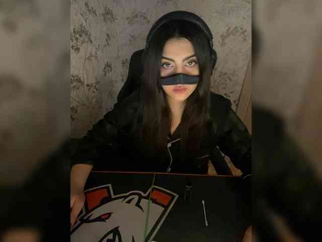 aloeloea Live Webcam on BongaCams