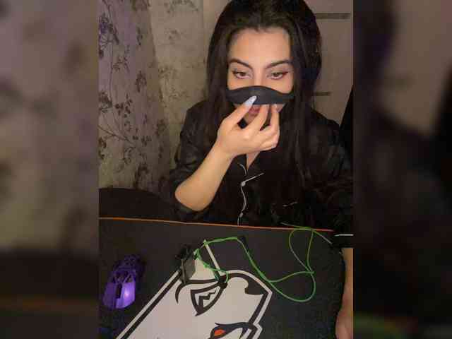 aloeloea Live Webcam on BongaCams