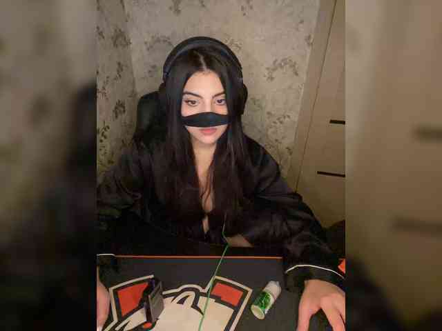 aloeloea Live Webcam on BongaCams