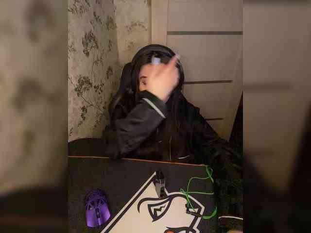 aloeloea Live Webcam on BongaCams