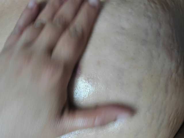 AlondraZaens's BongaCams show and profile