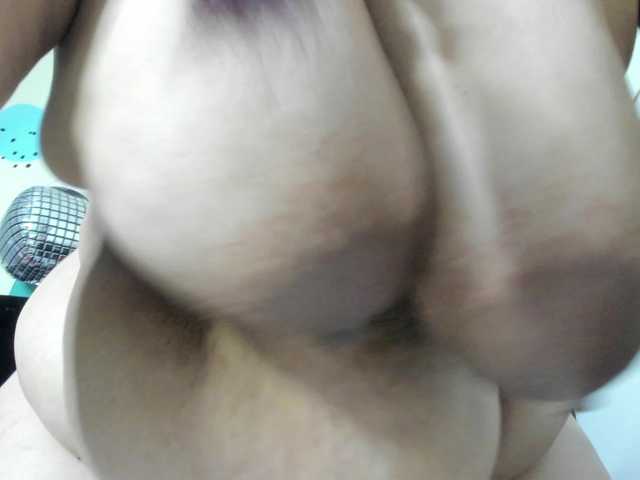 AlondraZaens's BongaCams show and profile