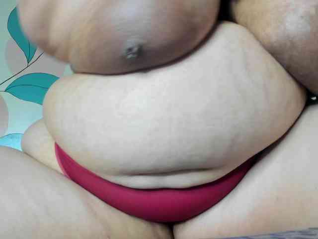 AlondraZaens webcam