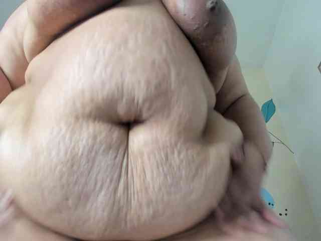 AlondraZaens webcam