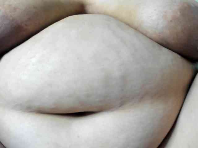 AlondraZaens webcam