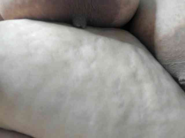 AlondraZaens webcam
