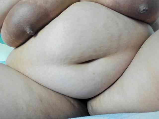 AlondraZaens webcam