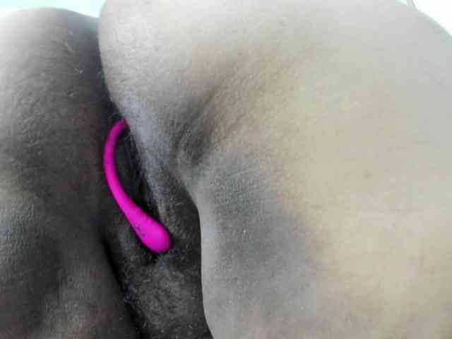 AlondraZaens webcam