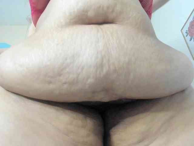 AlondraZaens webcam