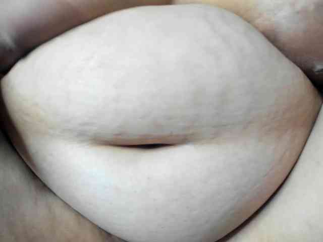 AlondraZaens webcam