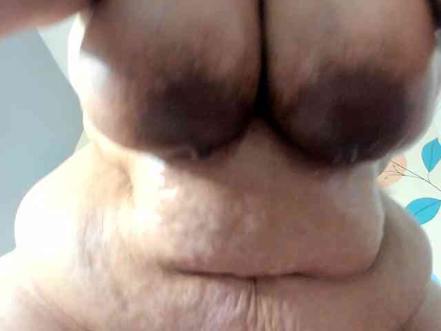 AlondraZaens webcam