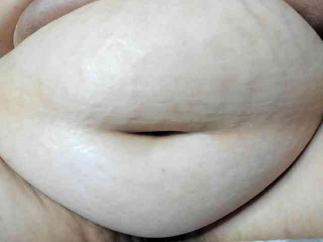 AlondraZaens webcam