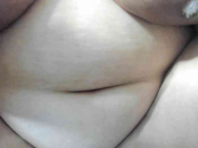 AlondraZaens webcam