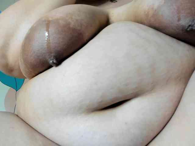AlondraZaens webcam